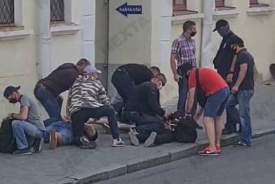 Названо местонахождение задержанных российских журналистов в Минске