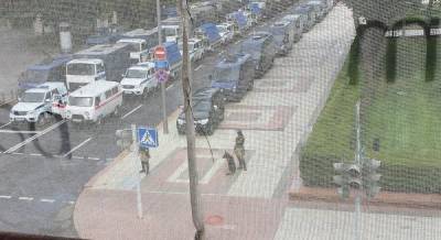 В Минск стягивают колонны спецтехники для разгона митингов (фото, видео)