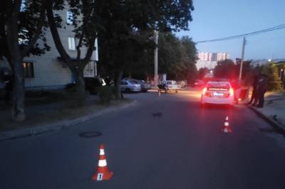 В Харькове 35-летний таксист ночью подвез пассажира и чуть не погиб от пули
