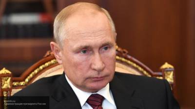 Путин подписал указ об отмене ношения каракулевых шапок