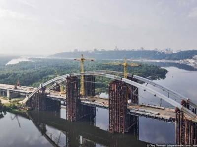 Столар украл у киевлян Подольско-Воскресенский мост