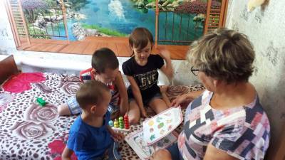 В Старомайнском районе детей реабилитируют на дому