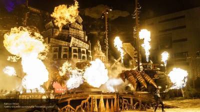 "Ночные волки" устроили красочное байк-шоу в Севастополе