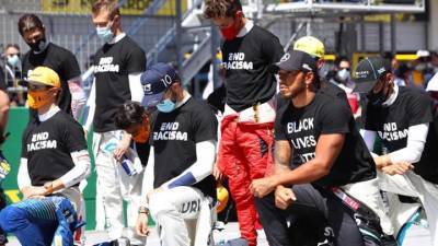 Ферстаппен и Леклер отказались вставать на колено перед гонкой Гран-при Австрии