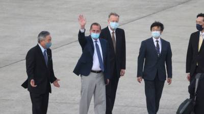Министр здравоохранения США находится с визитом на Тайване
