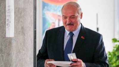 В Белоруссии экзитполы показывают победу Лукашенко - 80% голосов, у Тихановской - около 7%