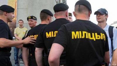 Белорусская милиция приступила к задержанию людей на избирательных участках