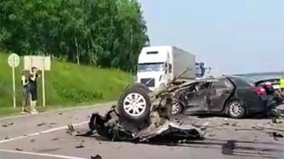 Уголовное дело возбудили после ДТП с четырьмя погибшими под Красноярском