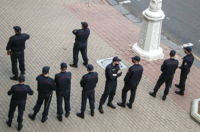 В Минске силовики применили светошумовые гранаты для разгона протестующих, есть пострадавшие