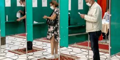 Ряд избирательных участков в Белоруссии продолжает работу