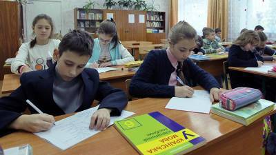 На Украине русскоязычные школы переходят на украинский язык обучения