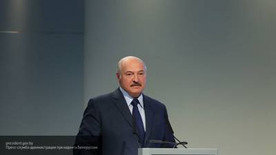 Лукашенко поздравил учащихся белорусского Барановичского колледжа