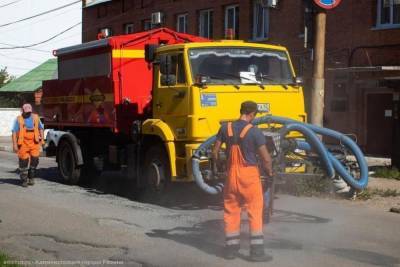 В Рязани на нескольких улицах отремонтировали дорогу