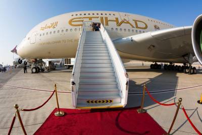 Авиакомпания ОАЭ начинает со вторника продавать билеты израильтянам