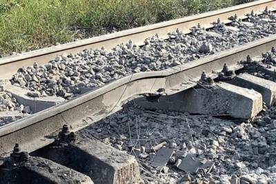В Украине взорвали рельсы под поездом с топливом из Беларуси