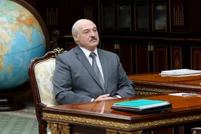 Лукашенко заявил о «вякающих из-под забора» прибалтах