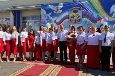 Вениамин Кондратьев поздравил учителей и учеников с Днем знаний
