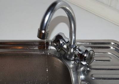 Из-за аварии в Рязани массово отключили холодную воду