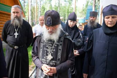 153 монахини заявили, что останутся с экс-схиигуменом Сергием вопреки решению епархии
