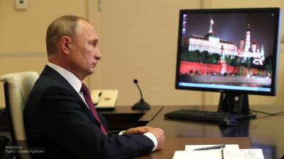 Путин пожелал успехов школьникам в завершение открытого урока