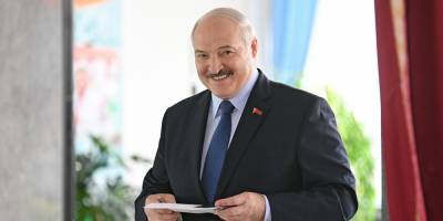 Белоруссия попросила Россию рефинансировать госдолг на 600 млн долларов