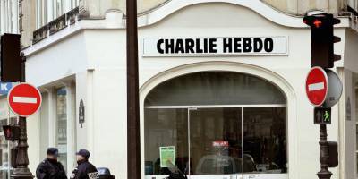 Charlie Hebdo переиздаст карикатуры на пророка Мухаммеда, из-за которых на редакцию напали террористы