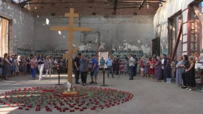 В Беслане проходит вахта памяти по жертвам теракта