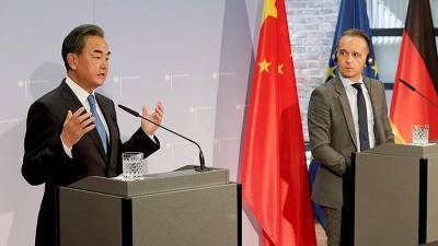 Китай обвинил Чехию в пресечении красной линии из-за визита сенатора в Тайвань