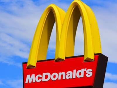 Вы будете шокированы: Женщина достала продукты из McDonald’s через 20 лет и показала, что с ними произошло