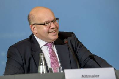 Министр экономики: Германия может избежать введения второго карантина, и сделает это