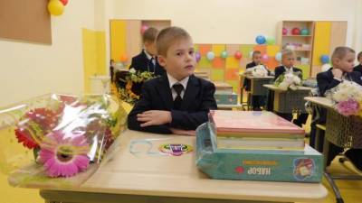 Школа №693 в Невском районе Петербурга приняла первых учеников