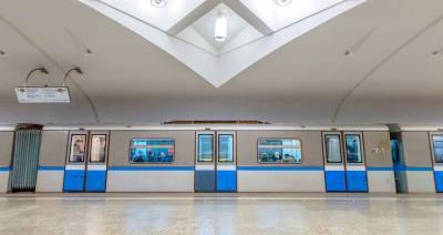 Поезда по требованию полиции временно не останавливаются на станции метро "Строгино"