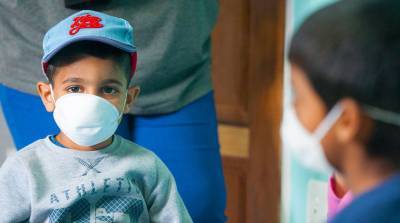 Как и в каких случаях дети должны носить маски в условиях пандемии - рекомендации ВОЗ и ЮНИСЕФ