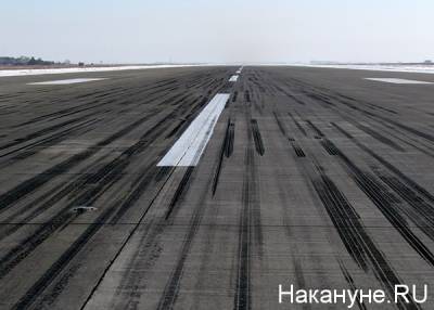 В аэропорту Челябинска из-за повреждения кабеля погасли огни взлетно-посадочной полосы