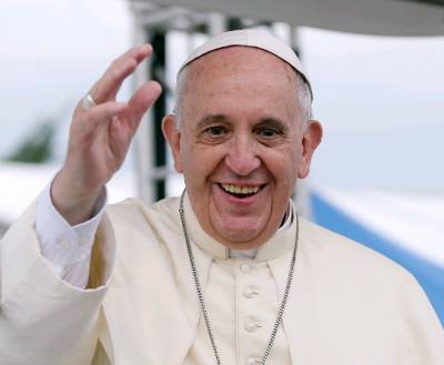 Папа Римский призвал списать долги самым бедным странам из-за COVID-19
