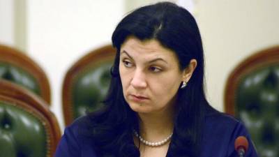 Депутат раскритиковала правительство Зеленского за отсутствие масок в школах