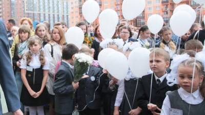 Современные образовательные центры распахнули двери для школьников в Ленинградской области
