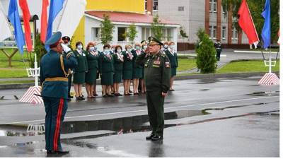 Замминистра обороны открыл учебный год в военном вузе Петербурга