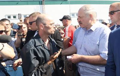 Лукашенко заявил об угрозе начала резни в Беларуси