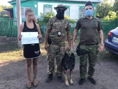 На Луганщине служебная собака помогла полицейским разыскать пропавшую девочку