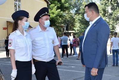 Общественник проверил работу полицейских в школах Краснодара