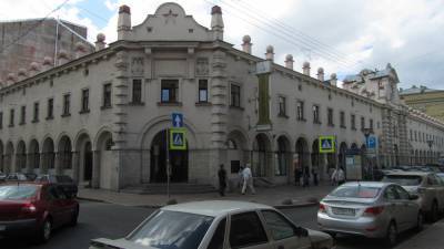 Власти Петербурга хотят превратить Кузнечный рынок в гастрономическое пространство