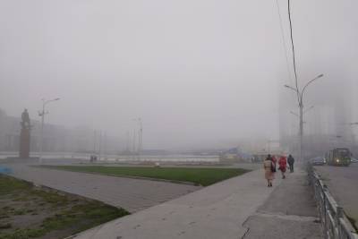 Ничего не видно: Новосибирск окутал густой туман