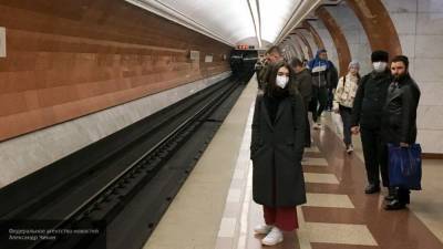 Пассажир Московского метрополитена погиб под колесами поезда
