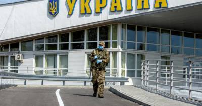 Украина запретил въезд иностранцам, следующим транзитом