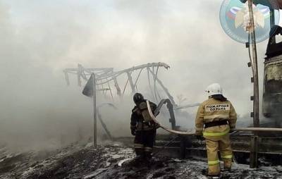 На трассе в Башкирии дотла сгорела фура
