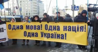 Почему украинизация уничтожает Украину
