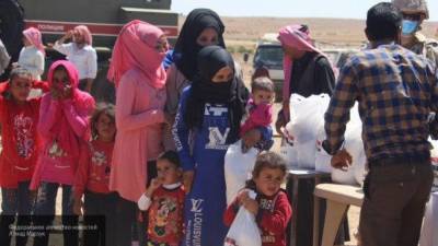 Военные РФ провели три гуманитарные акции для мирных жителей Сирии