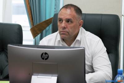 Сахалинский депутат рассказал про первоклассника, которому сломали руку двое подростков