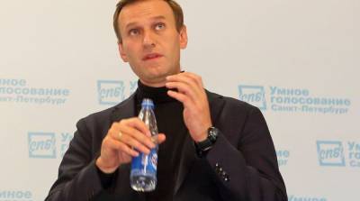 Навальный пришел в себя после отравления — СМИ